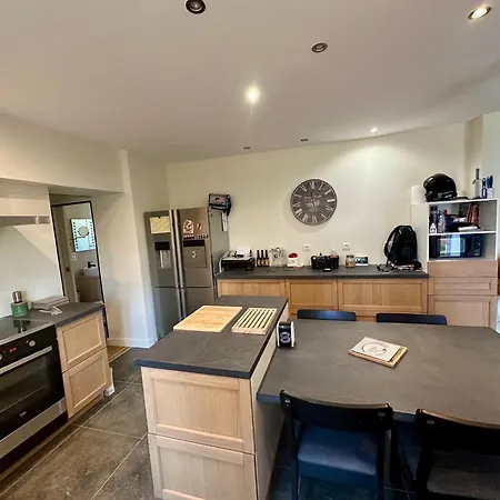 Holiday home Chez Gus - 10 Personnes - Bcla